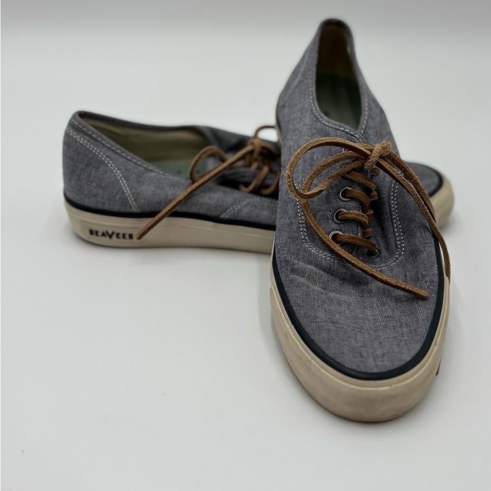 Legend Sneaker Chambray seavees‎ on huckleberry size 9 flaw leather lace slip on